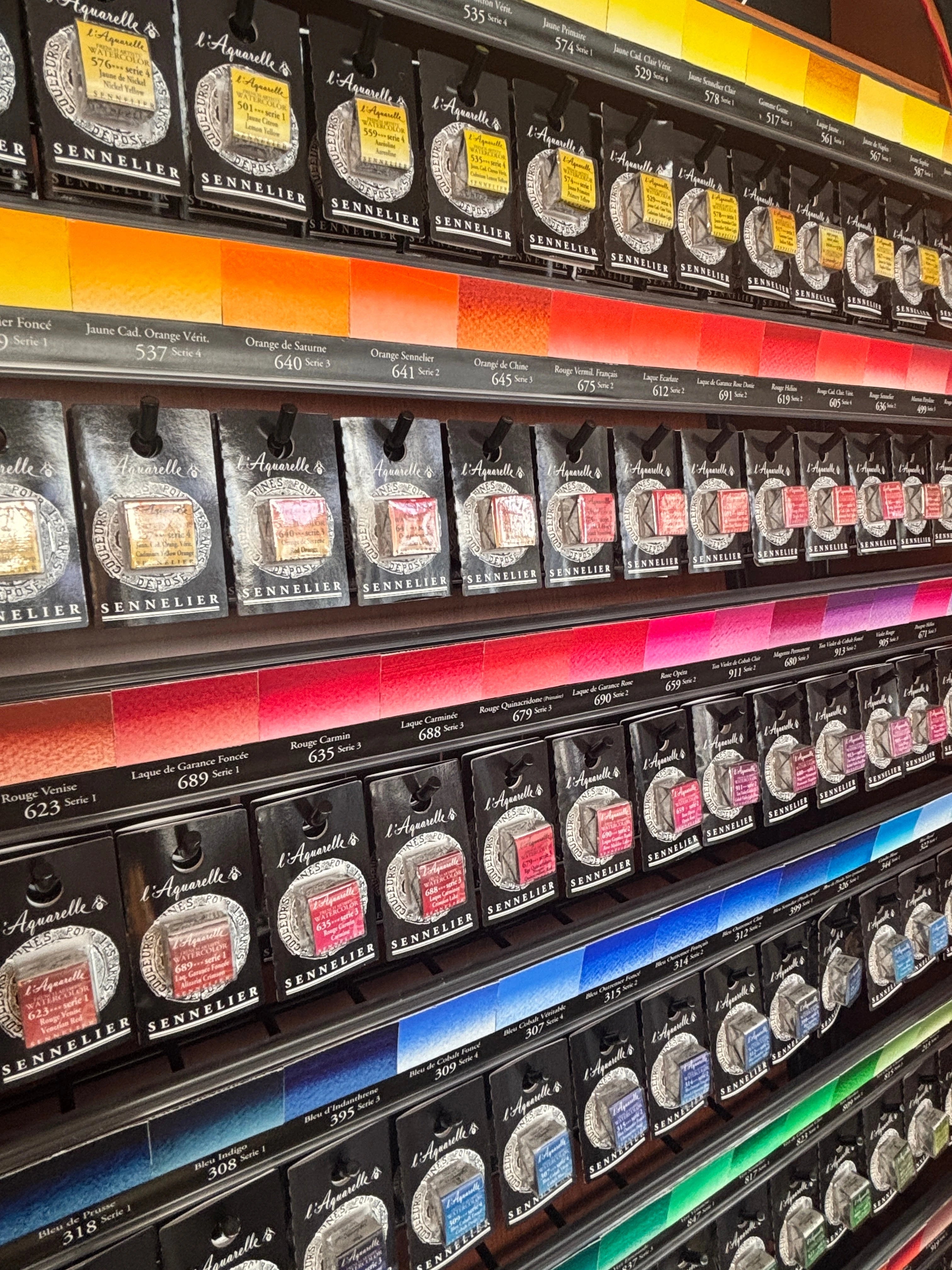 Full range of Sennelier half pan watercolours in colour order.